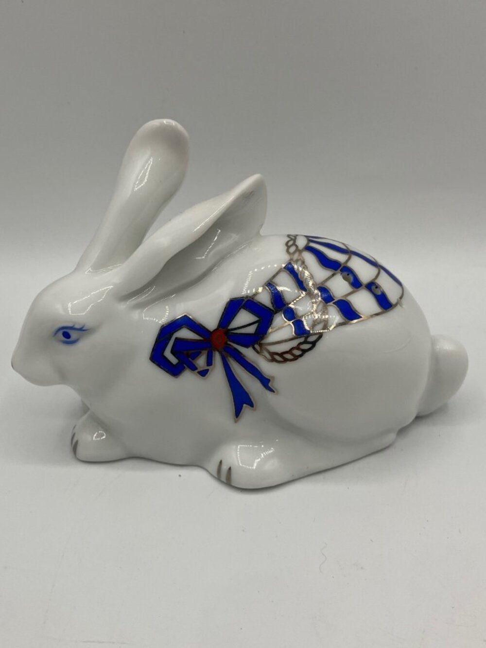 Vintage‎ 1993 Porcelain Rabbit Pomander/Potpourri Elizabeth Arden Hand Painted